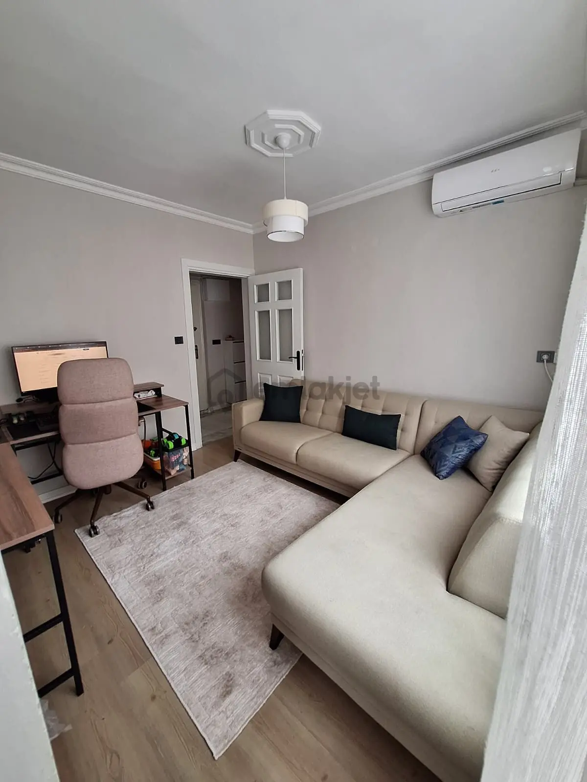 Sahibinden Temiz Bakımlı Kiralık Aile Apartmanı 2+1 - 10