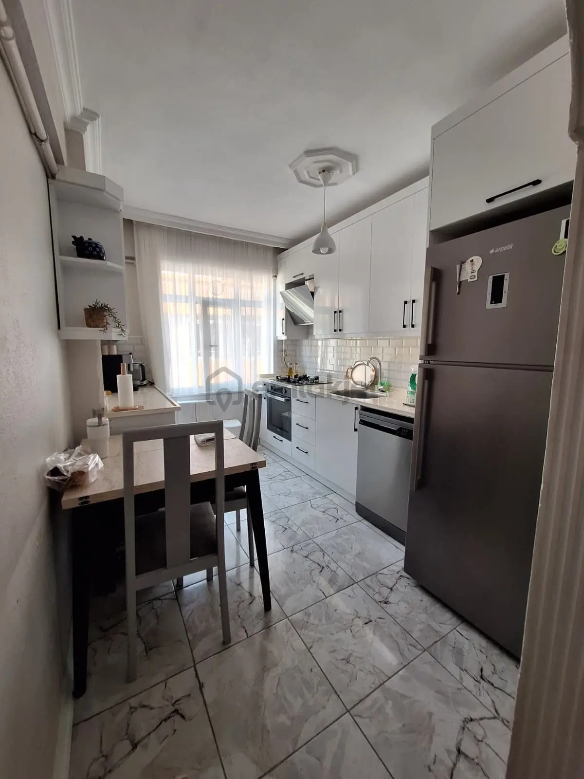 Sahibinden Temiz Bakımlı Kiralık Aile Apartmanı 2+1 - 12