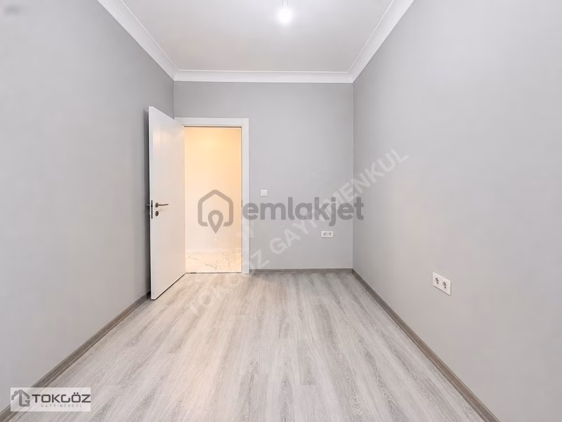 Bahçelievler Merkez'de Sıfır Kullanışlı 2+1 Daire - 13