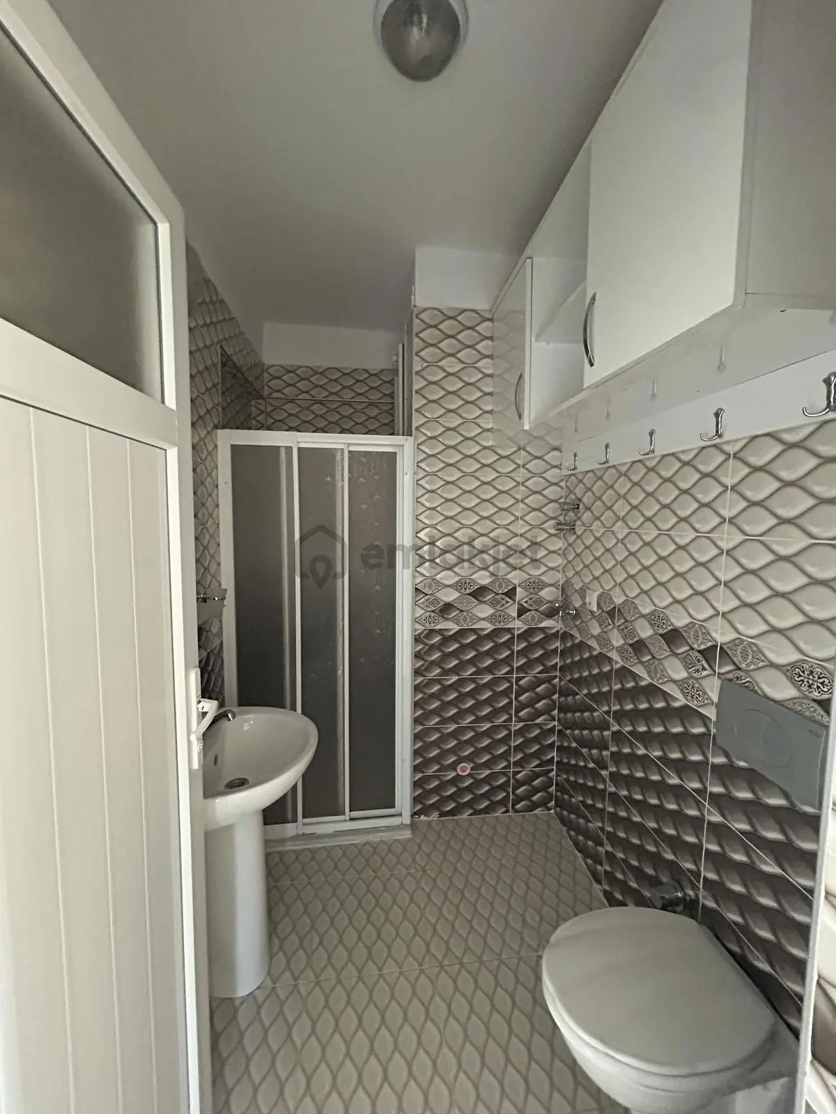 Cadde Üzeri 2+1 Kapalı Mutfak Balkonlu Doğalgazlı Daire - 11