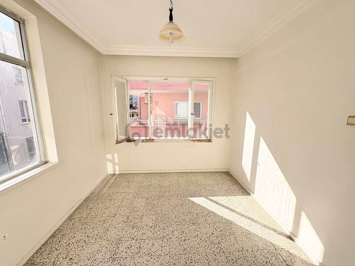 Prestijden Hamidiyede Geniş Oturumlu 2+1 Satılık Daire - 11