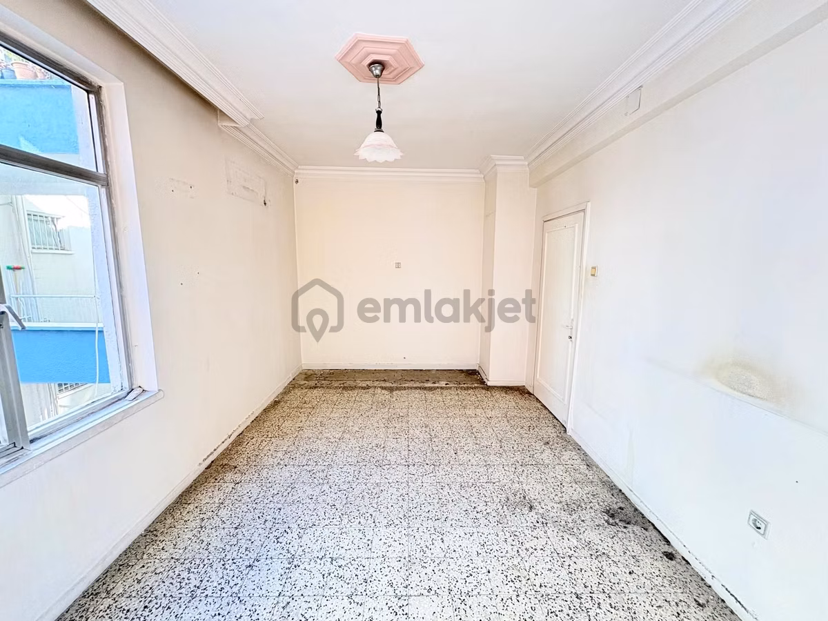Prestijden Hamidiyede Geniş Oturumlu 2+1 Satılık Daire - 12