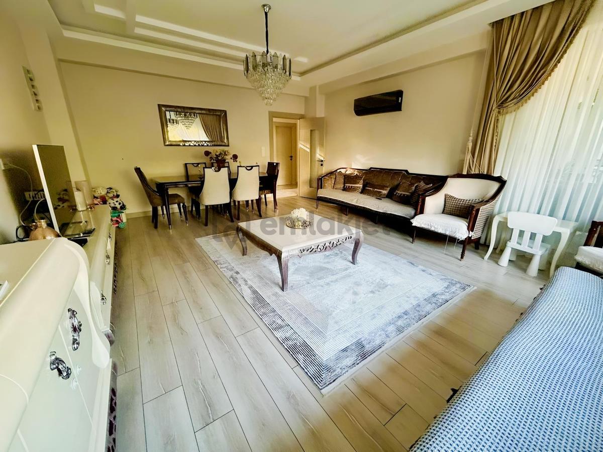 Bursa Demircide 5+2 Havuzlu 3 Katlı Villa - 25