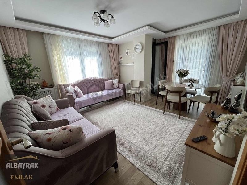Albayraktan İkbal Caddesinde Ön Cephe-ara Kat-2+1 Daire - 2