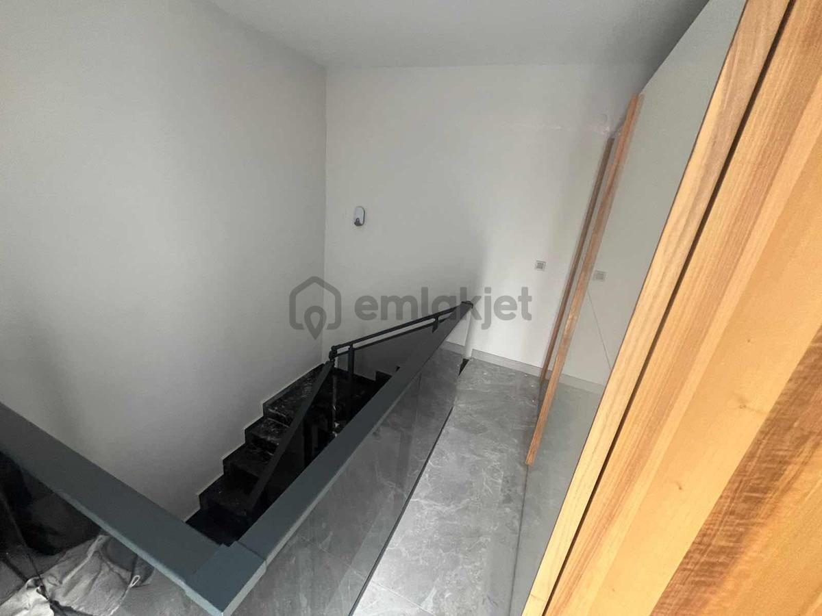 Yeni Bağlıcada 2+1 Dubleks Kiralık Eşyalı Daire - 19