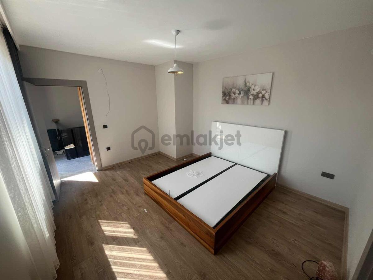 Yeni Bağlıcada 2+1 Dubleks Kiralık Eşyalı Daire - 23