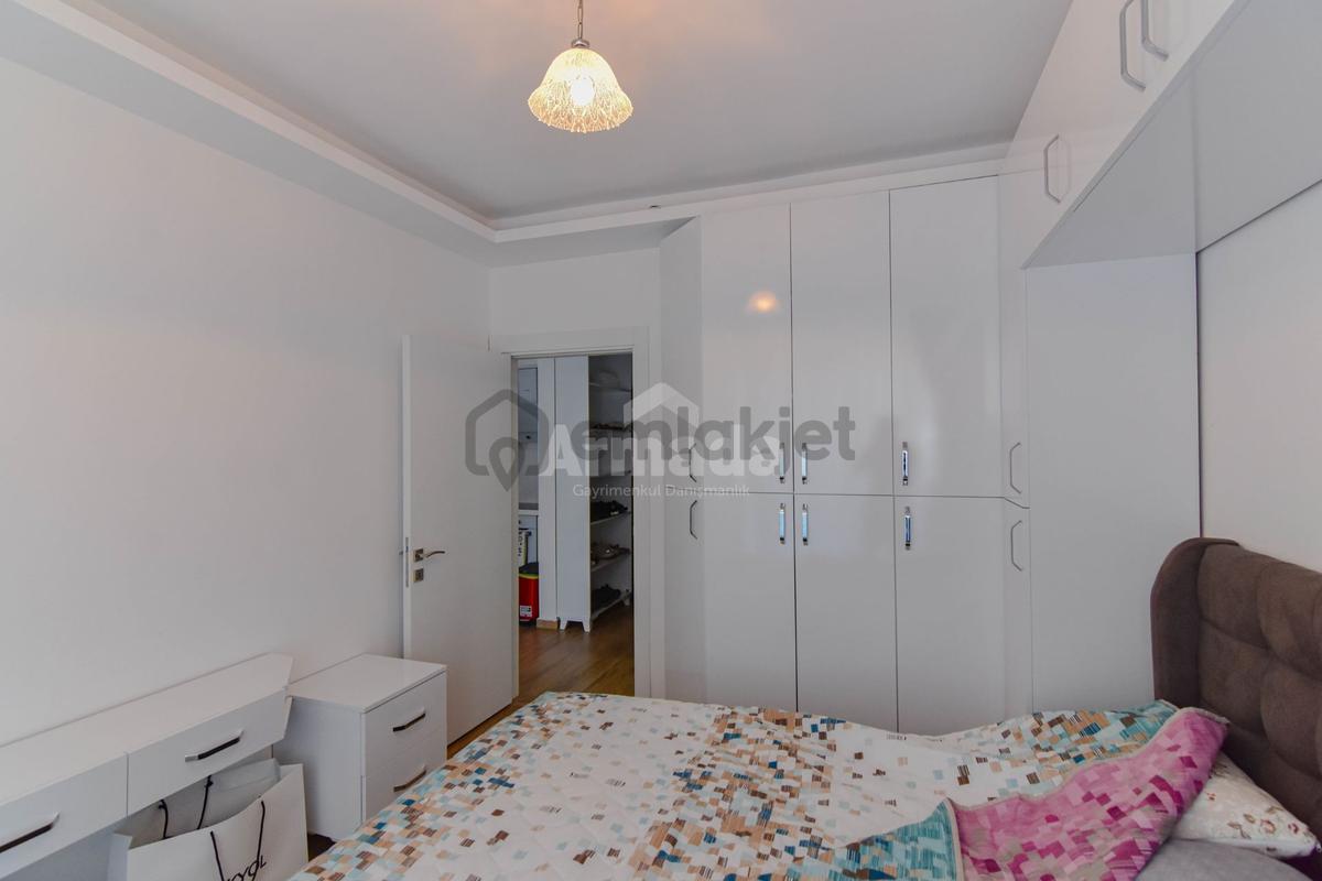 Kuşadası Değirmendere'de Eşyalı 1+1 Satılık Daire - 14