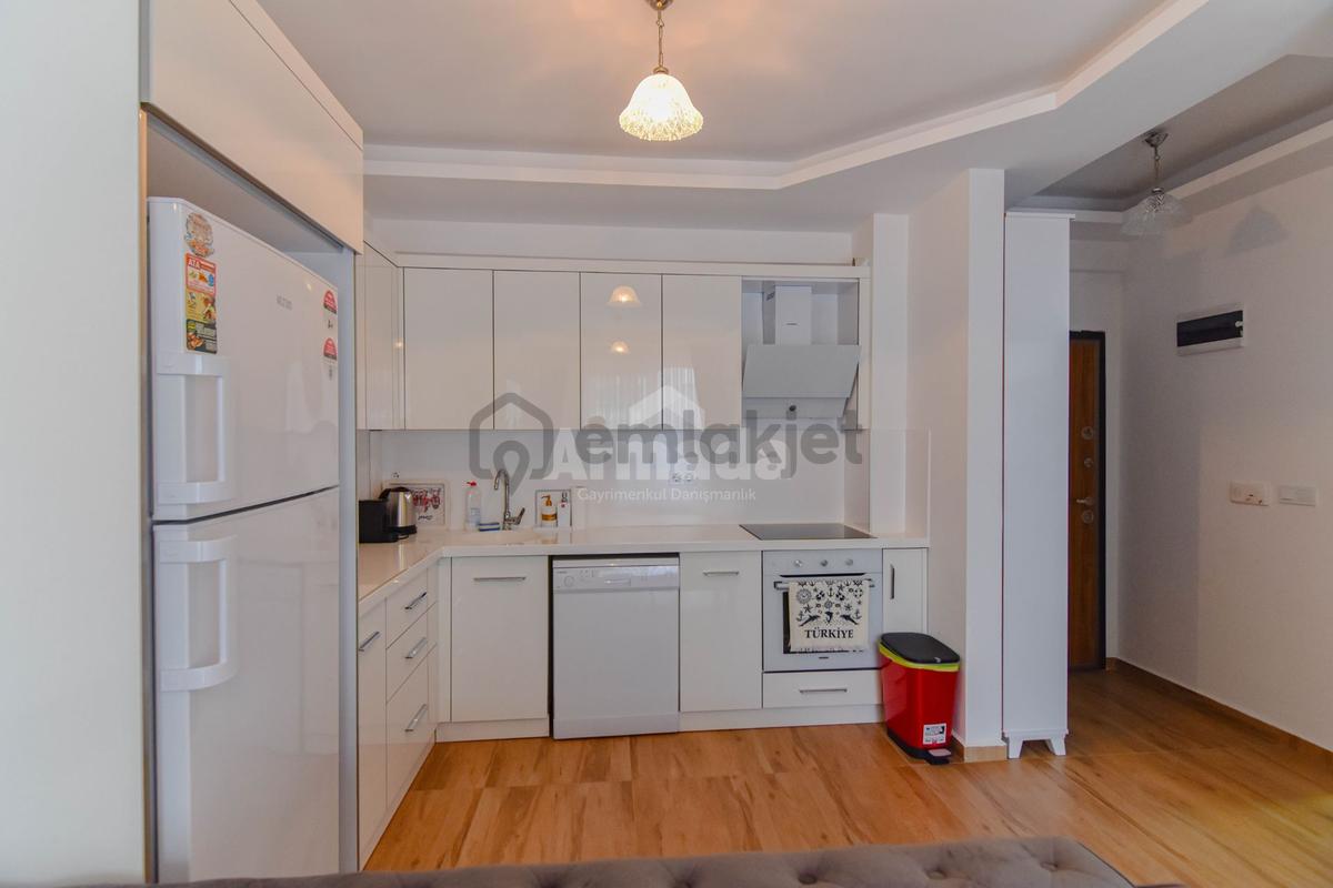 Kuşadası Değirmendere'de Eşyalı 1+1 Satılık Daire - 6