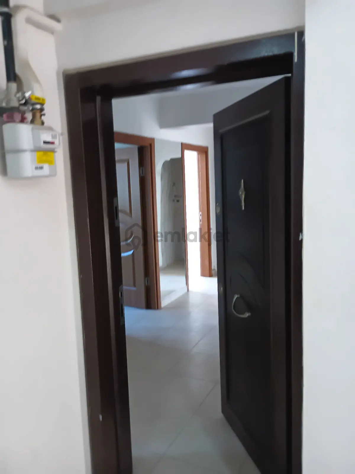 Sahibinden Hassa Caddesinde Satılık Geniş Daire - 30