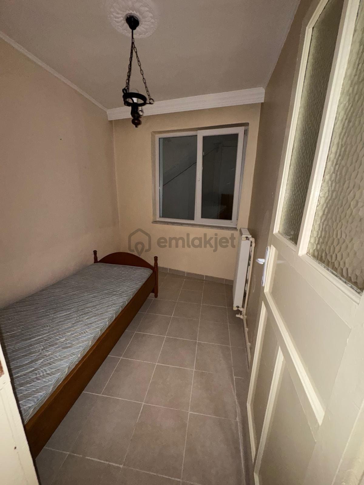Rasathane Mahallesinde İci Temiz Yuksek Giris Satılık Daire - 6