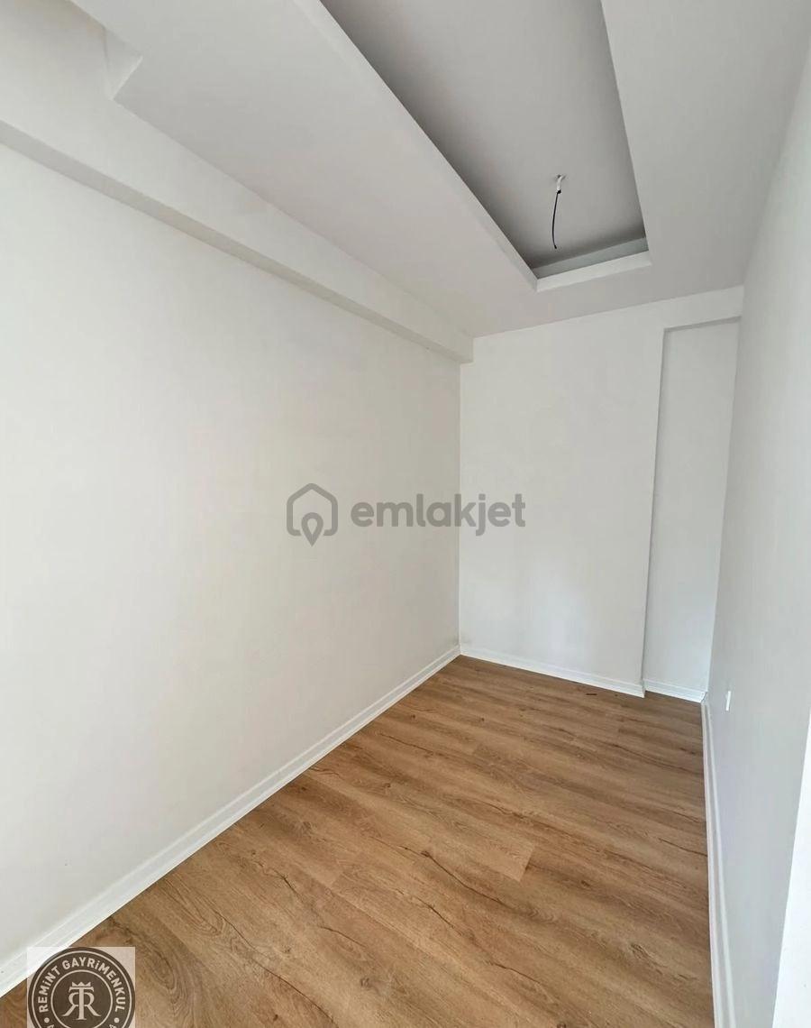 100 Yıl Mahallesinde Sıfır Geniş 1+1 Açık Mutfak 3 Cepheli Yatırımlık Cazip Fiyat!! - 22
