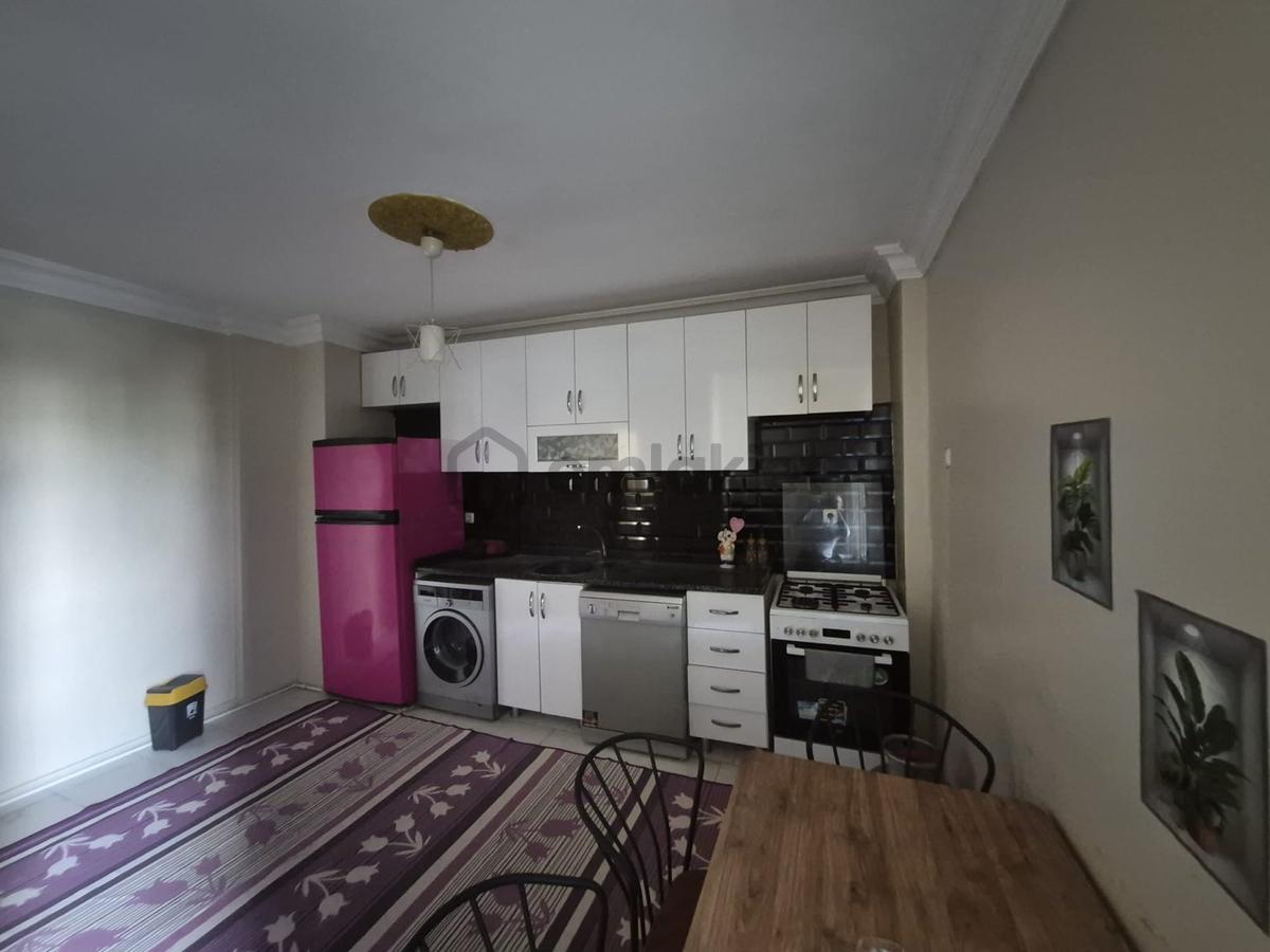 Adana Seyhan Baraj Yolunda Eşyalı Kiralık 3+1 Geniş Daire