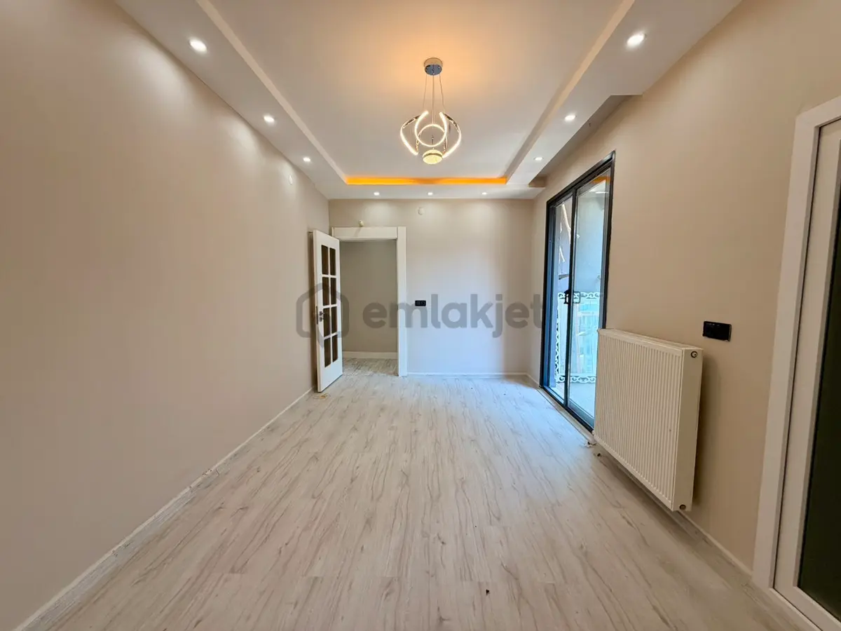 Altınşehir Mahallesi Site İçerisinde Satılık 3+1 Daire - 24