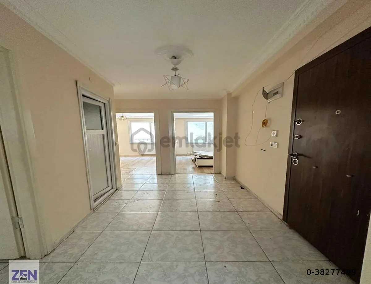 Merkezde Geniş M2 Balkonlu 2+1 Kiralık Daire !! - 11