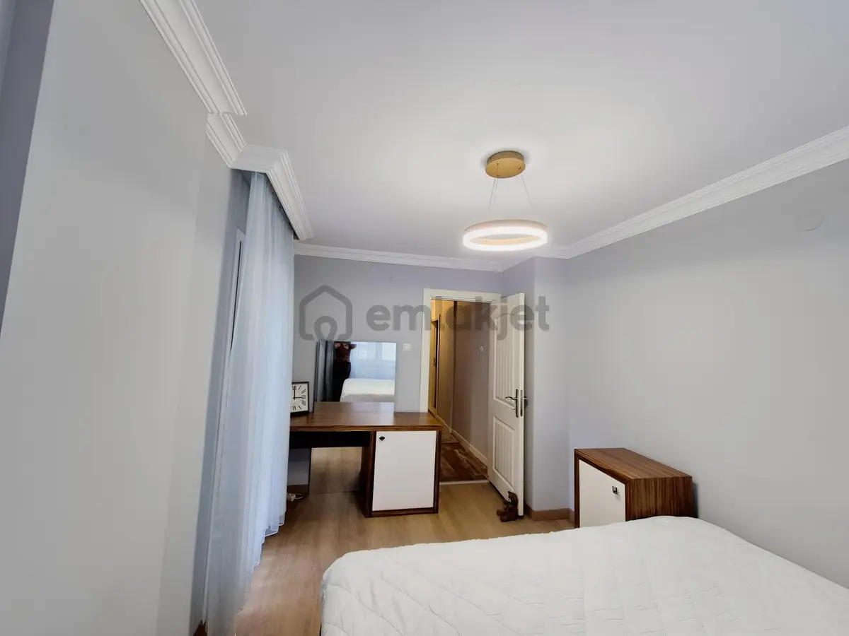 Alsancak Mimar Sinan Mahallesinde 3+1 Kiralık Daire - 22