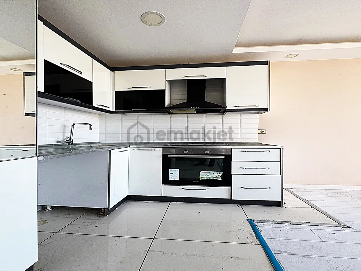 Avantajlı Konumda Site İçerisinde 1+1 Kiralık Daire - 34