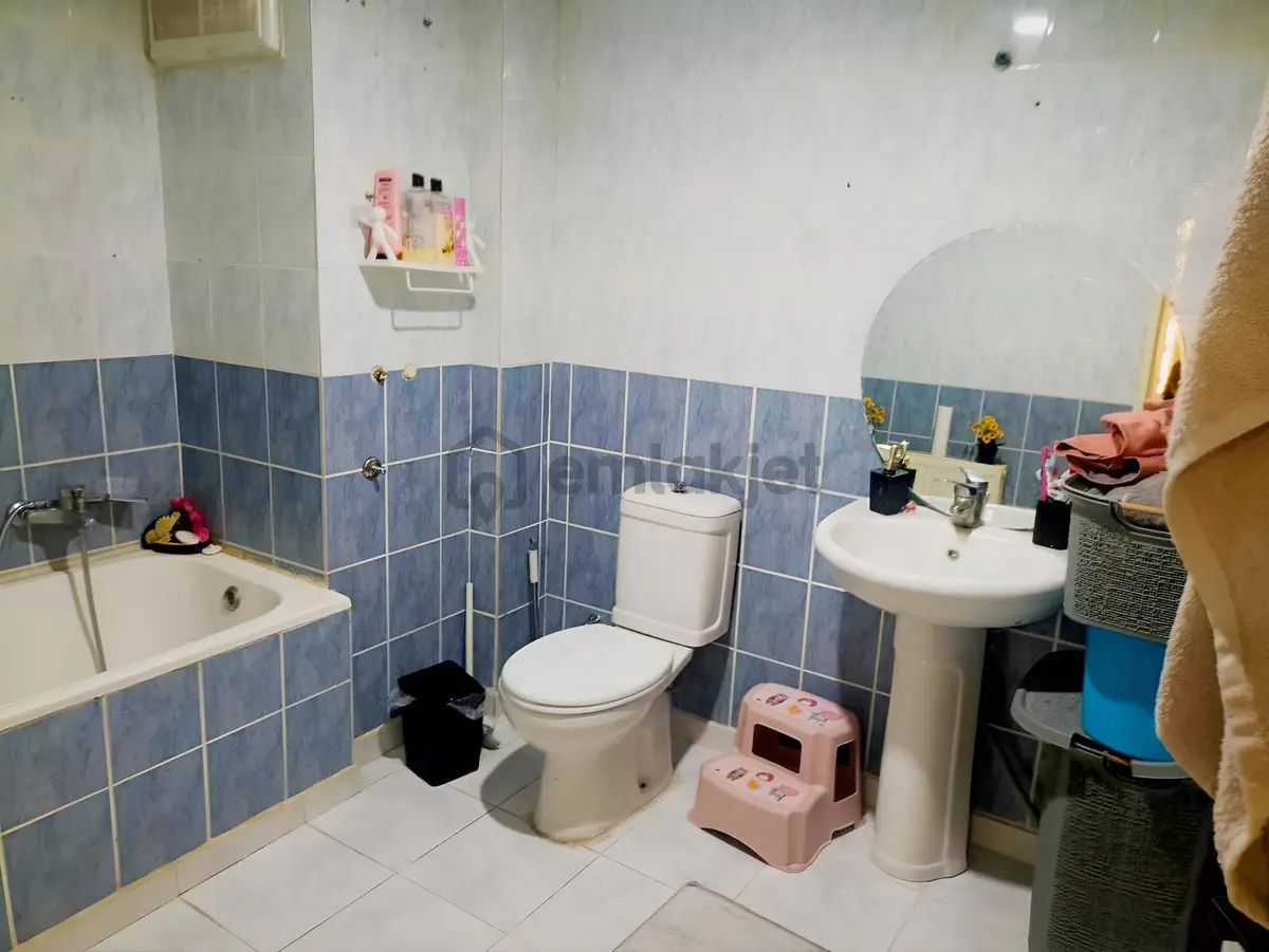 Eski Galeriya Arkasında Satılık 4+1 Daire - 3