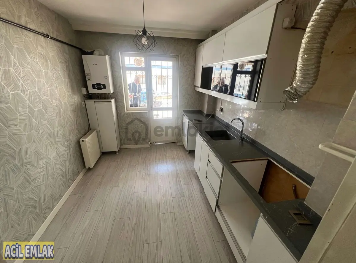 Kuşcağızda Full Yapılı Giriş Kat Kiralık Daire - 3