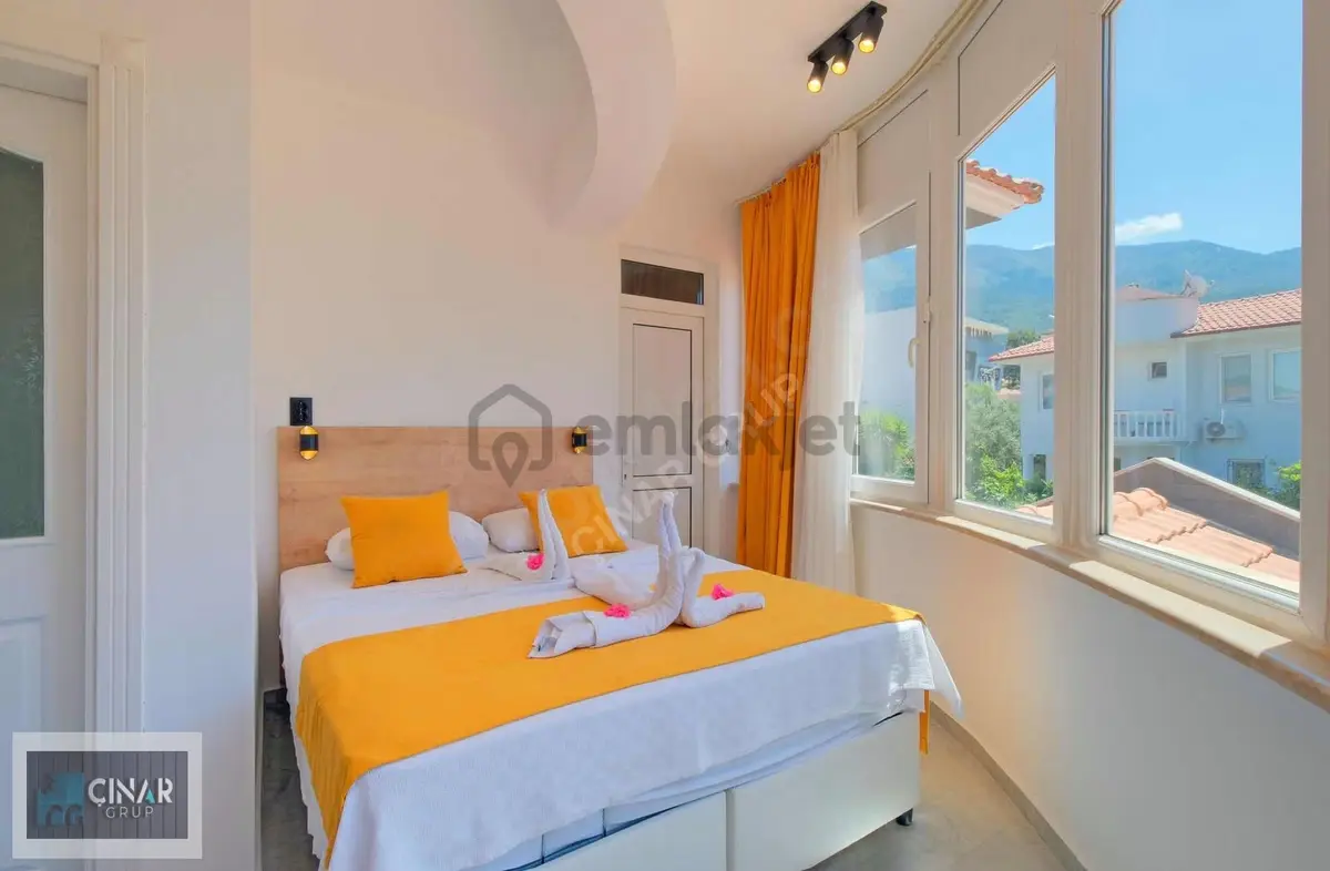 Ölüdenizde Satılık Eşyalı 3+1 Müstakil Villa - 11