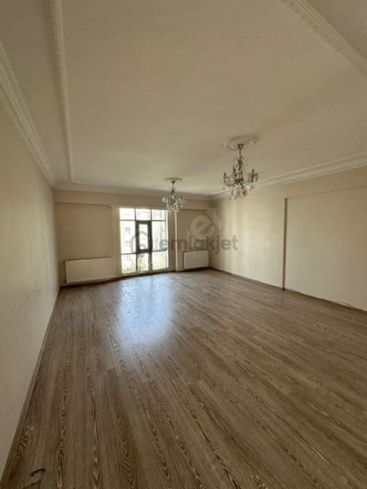 Diyarbakır Yoluna Yakın Süper 3+1 Daire - 13