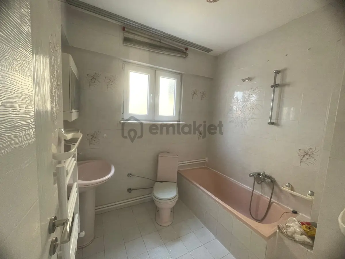 Vavien Emlaktan 3+1 Kiralık Daire - 13