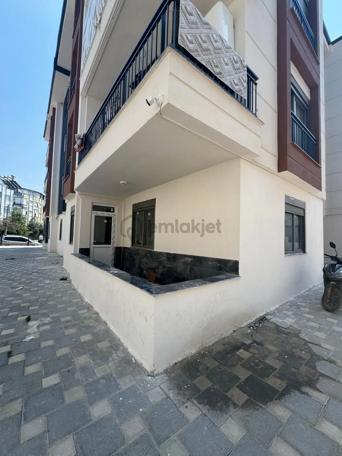 Düden Şelale Arkası Ayrı Mutfaklı Şık 1+1 - 24