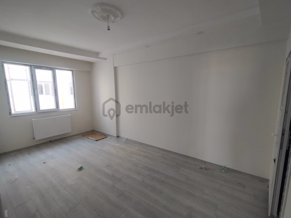 Erdemoğlunda Geniş Oturumlu Sıfır Lüx Daire - 3