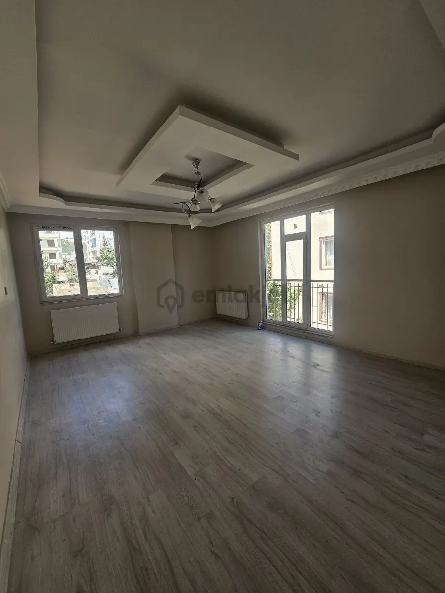 Müftülük Caddesi Üzerinde Az Katlı Binada Geniş 3+1 Satılık Dair