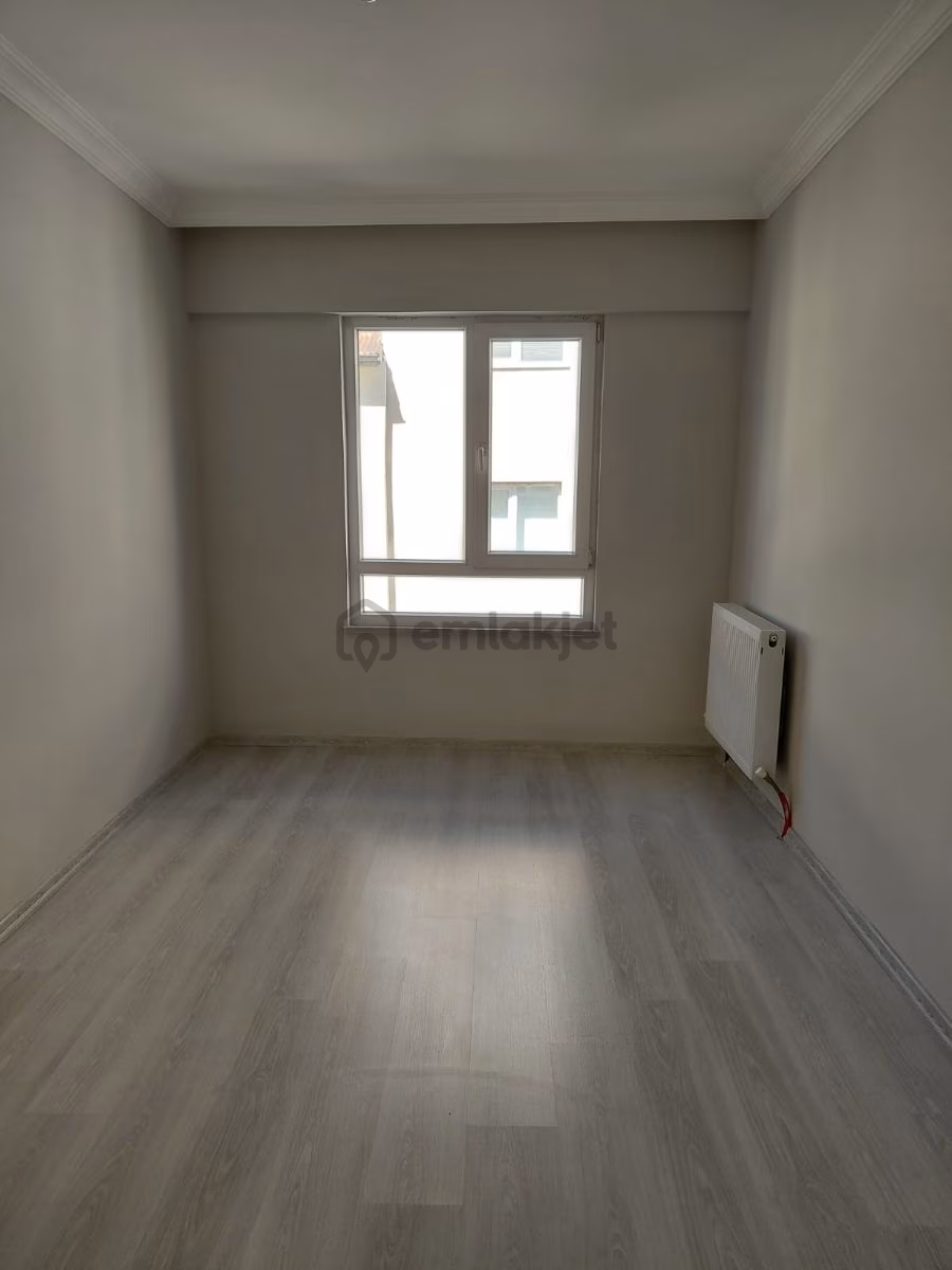 Taşkent Caddesinde Yeni Yapı Arakat Kiralık 2+1 Daire - 20
