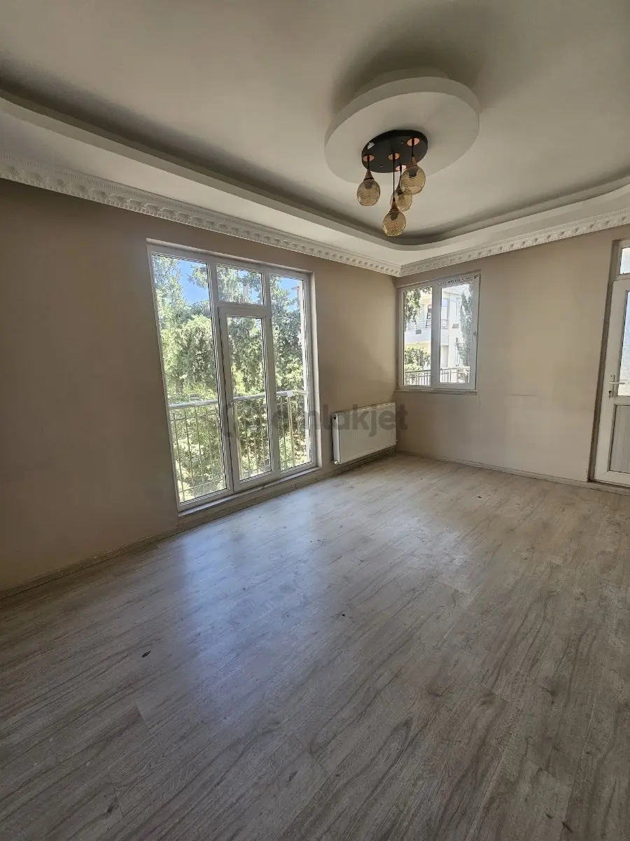 Müftülük Caddesinde 145 M² Kiralık 3+1 Daire - 3