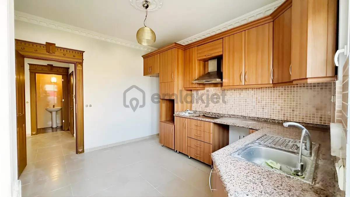 Kestelde Denize Sıfır Kiralık 3+1 Ayrı Mutfak Daire - 31