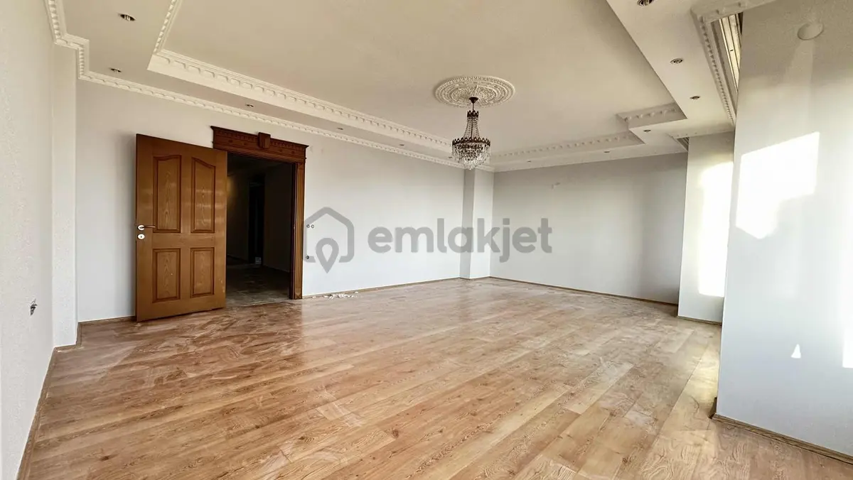 Kestelde Denize Sıfır Kiralık 3+1 Ayrı Mutfak Daire - 35