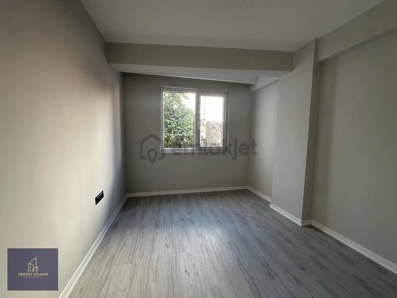Eğitimciler Cd Arkası Sıfır 2+1 - 21