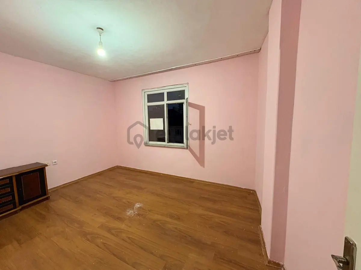 Kıraç Ana Cadde Üzerinde Temiz Daire - 5