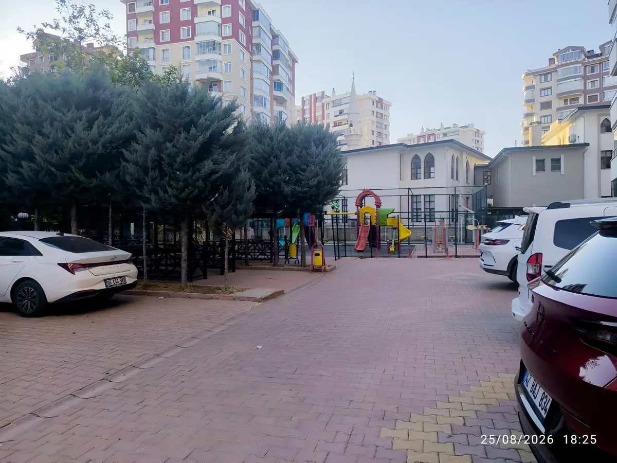 Kilinçaslan Mah Kiralık 3+1 Daire - 2