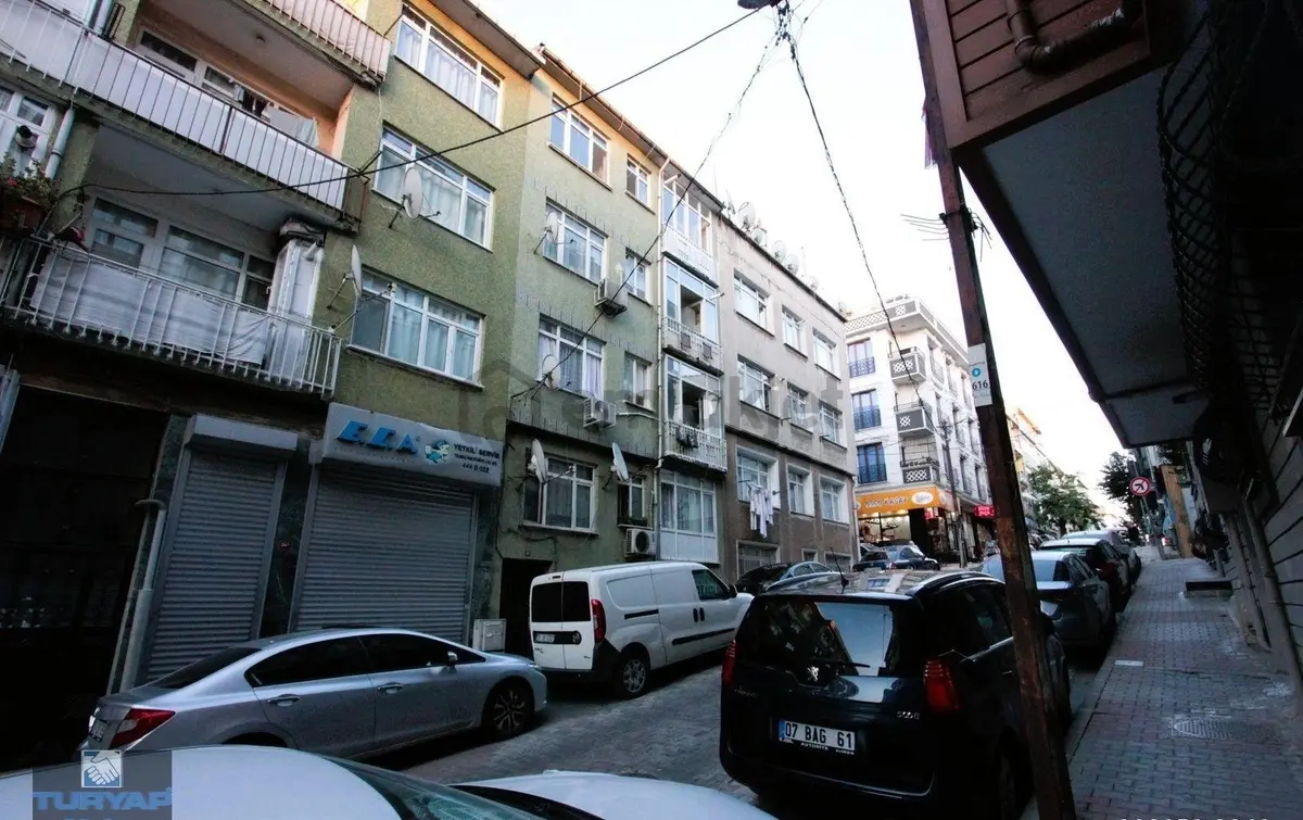 Satılık 2+1 Caddeye Yakın Daire !!! - 23