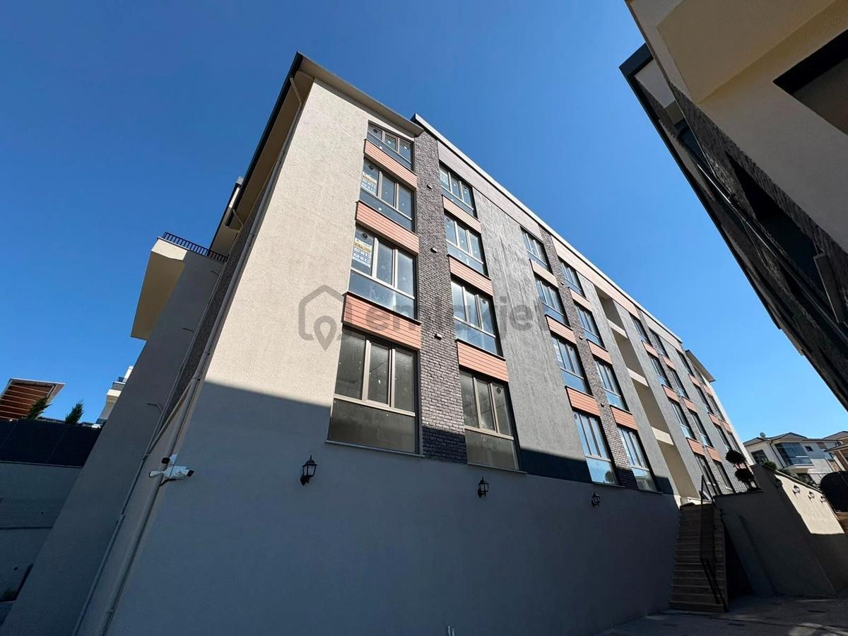 Altın Emlaktan Kabaoğlu'da Site İçinde 1+1 Kiralık Daire - 3