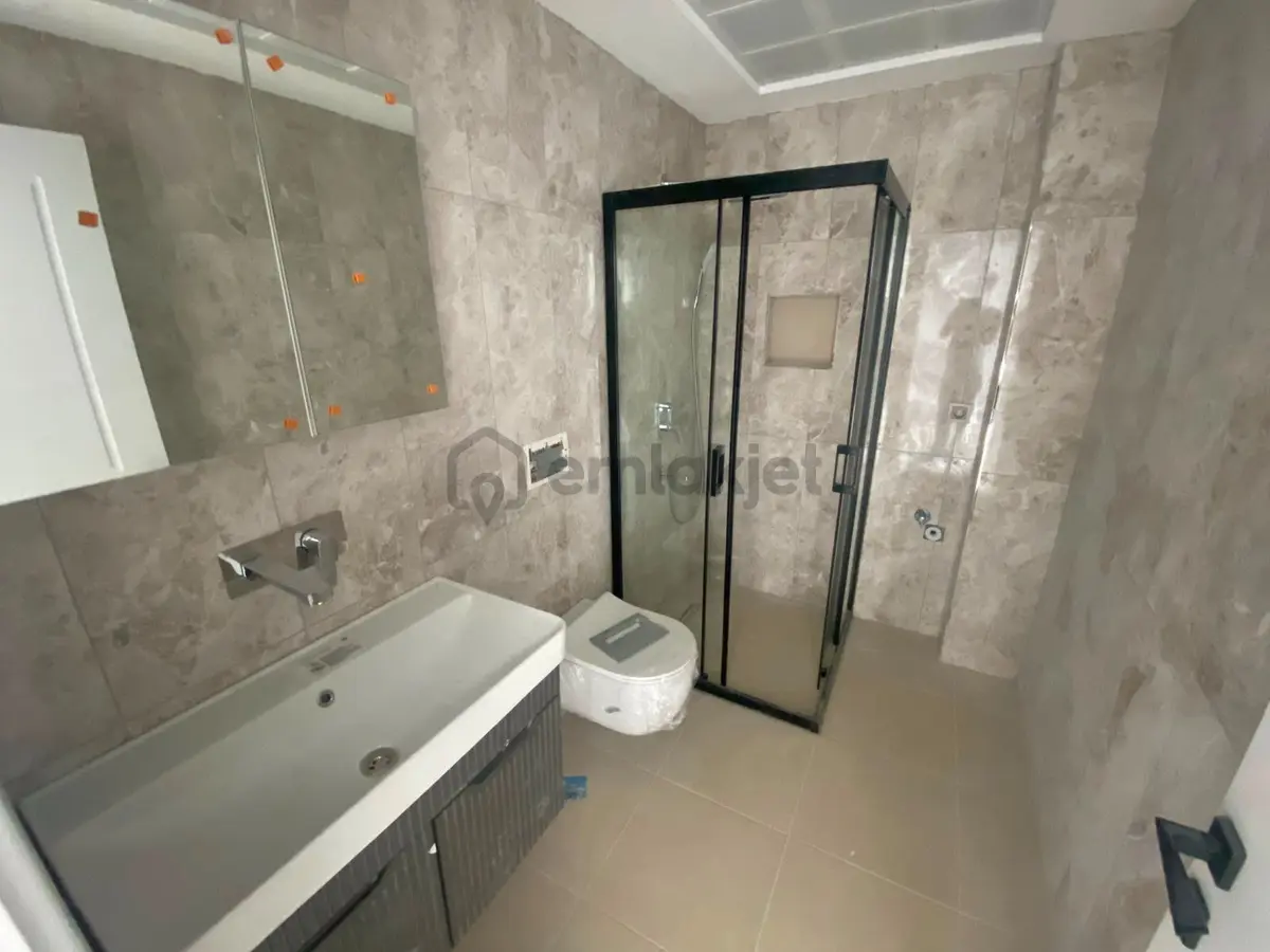 Altın Emlaktan Kabaoğlu'da Site İçinde 1+1 Kiralık Daire - 10