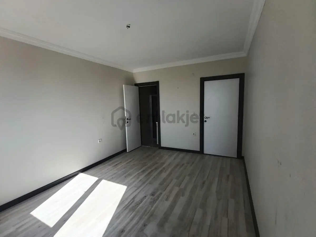 Bağcılar Akteymur Sitesinde Satılık Daire - 17