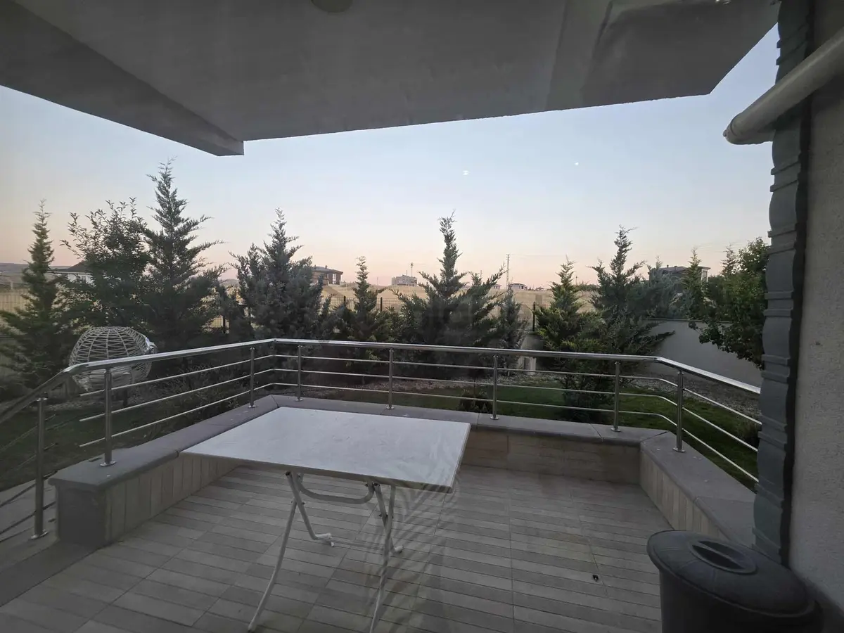 Gölbaşı'nın En Değerli Yerinde Satılık 6+2 Villa - 25
