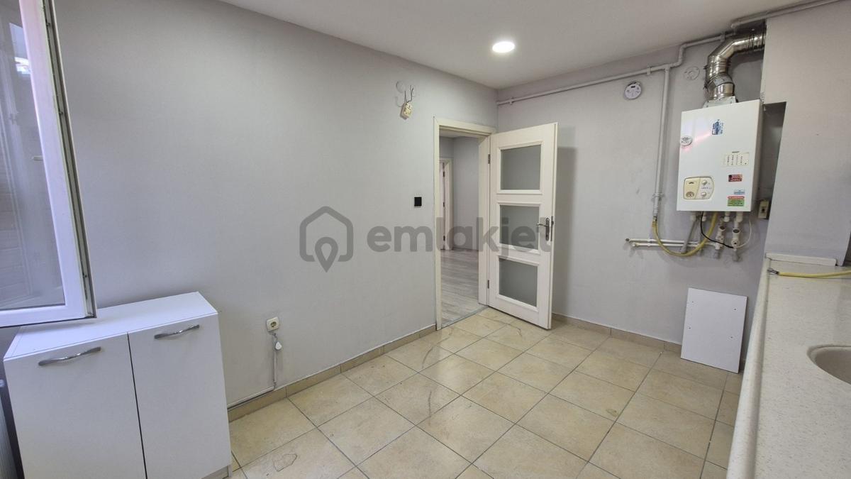 Ata Bulvarı Merkezi Konumda Kiralık 1+1 Ofis - 13