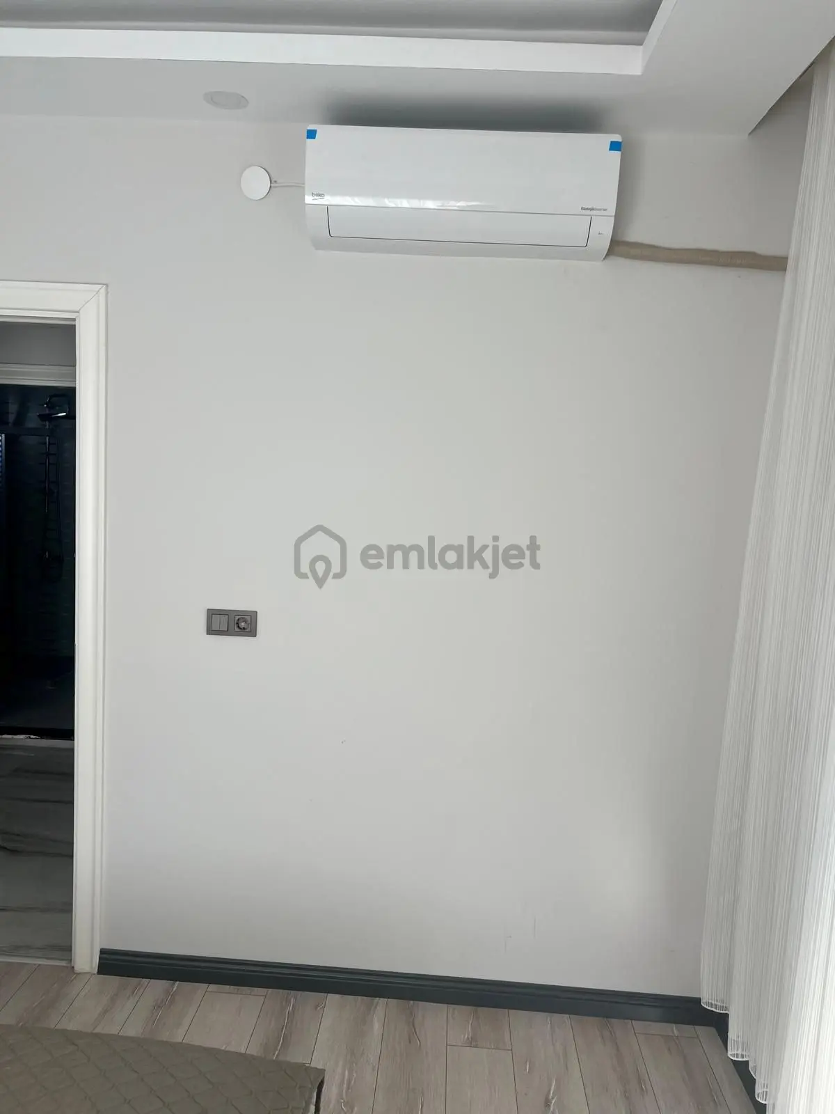 Satılık 4+1 Eşyalı Havuzlu Villa - 27