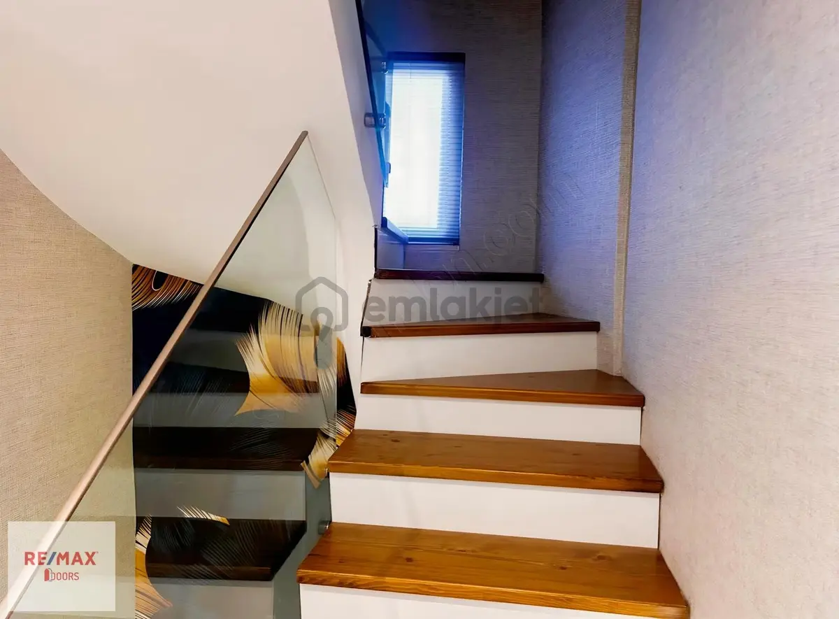 Döşemealtı Nebıler Perya Sıtesı'nde Trıplex Luks Villa - 21