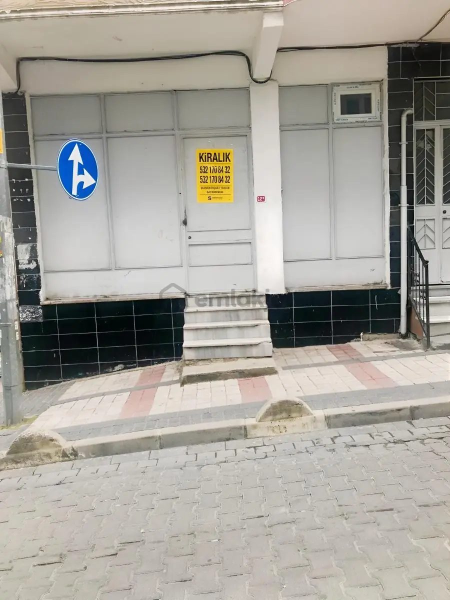 Merkezi Yerde Kiralık Dükkan - 10