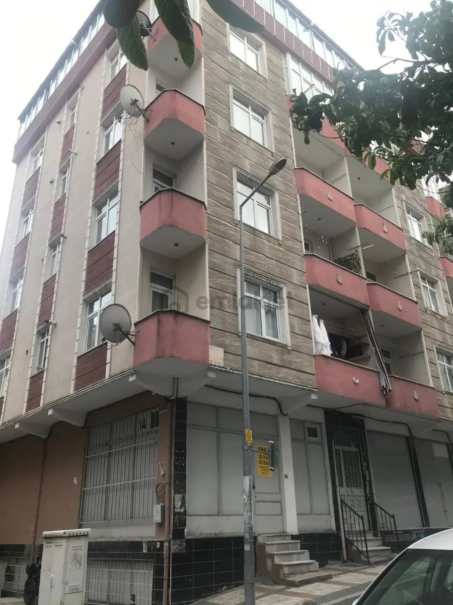 Merkezi Yerde Kiralık Dükkan - 11