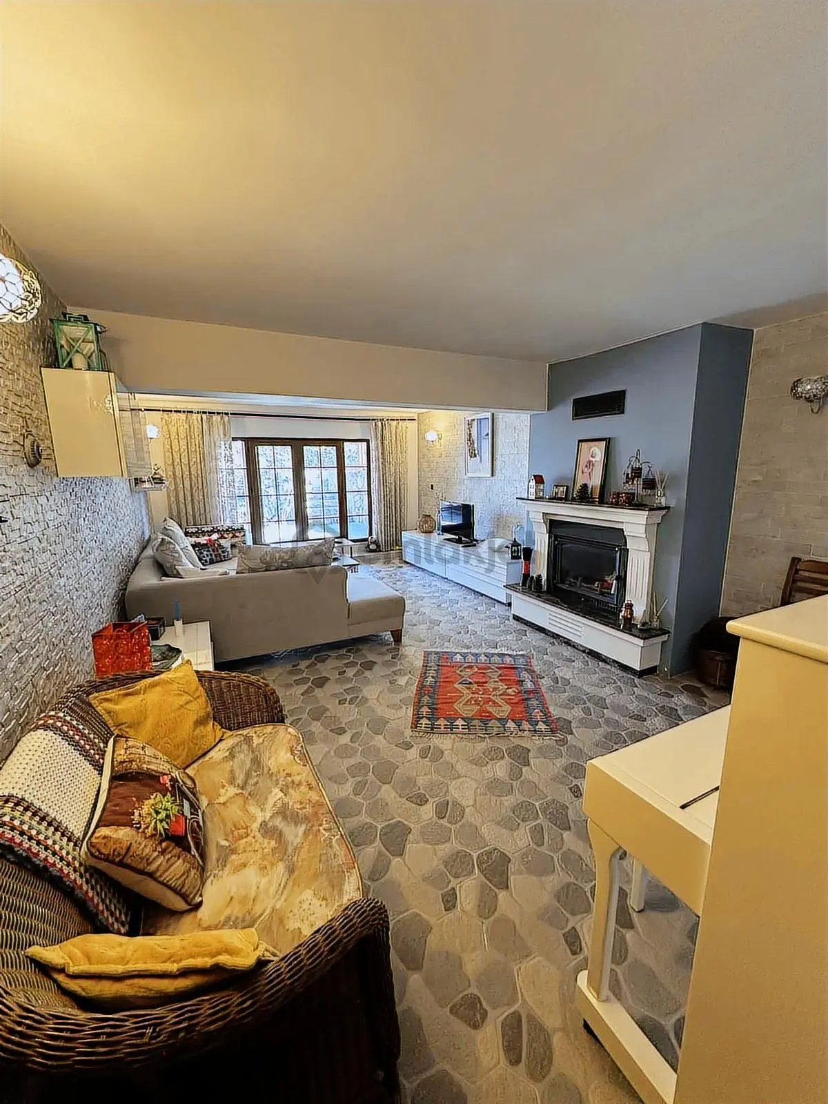 Startkey Pelit Mandalya Ve Kargı Yolu Üzerinde Modern Villa - 4