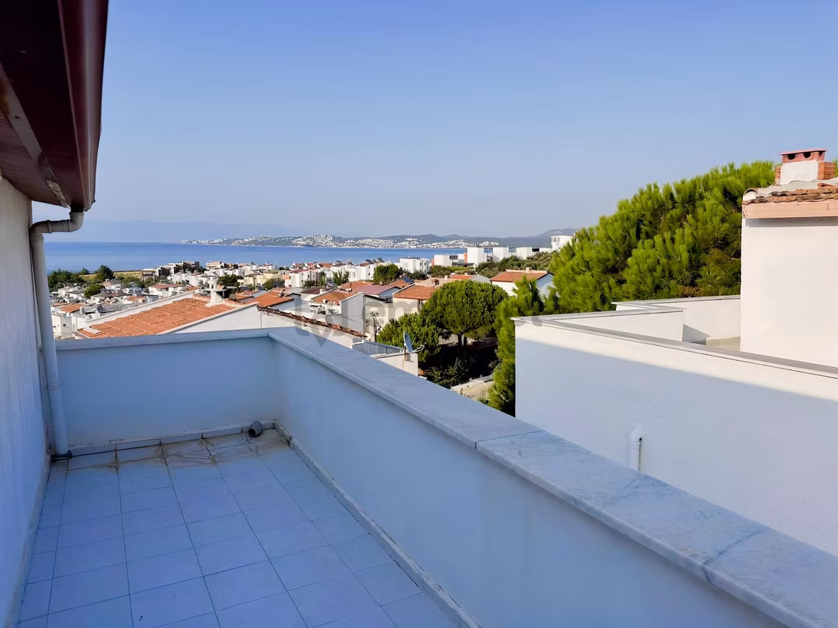 Karaağaçta Full Deniz Manzaralı, Tadilatlı Lüks Villa - 22