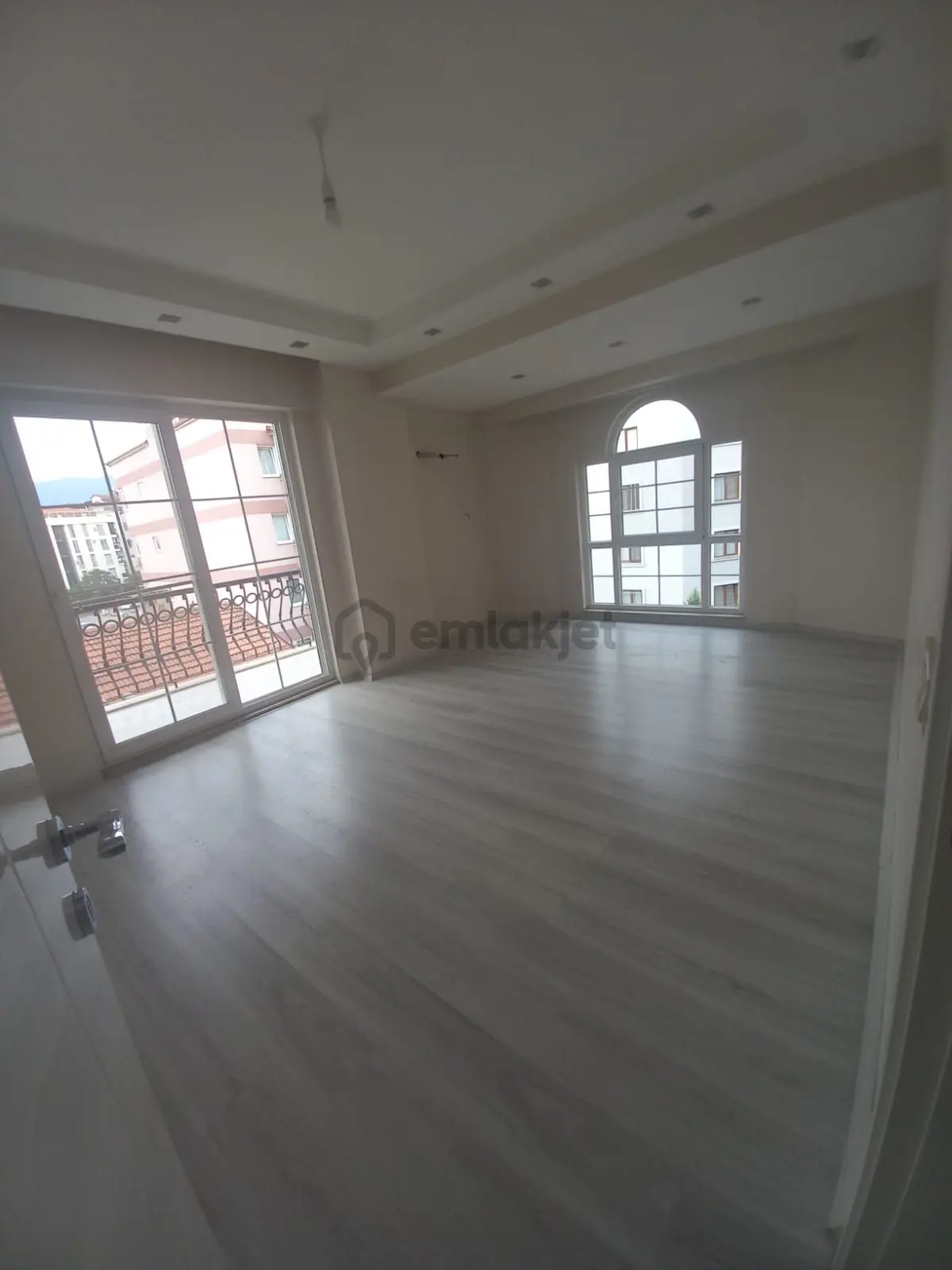 Servergazi Başak Heykeli Yakınında Kiralık Daire - 10