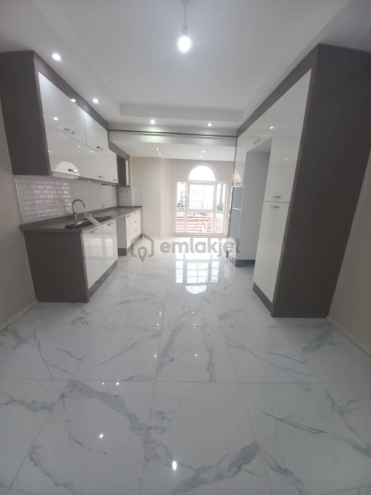 Servergazi Başak Heykeli Yakınında Kiralık Daire - 4