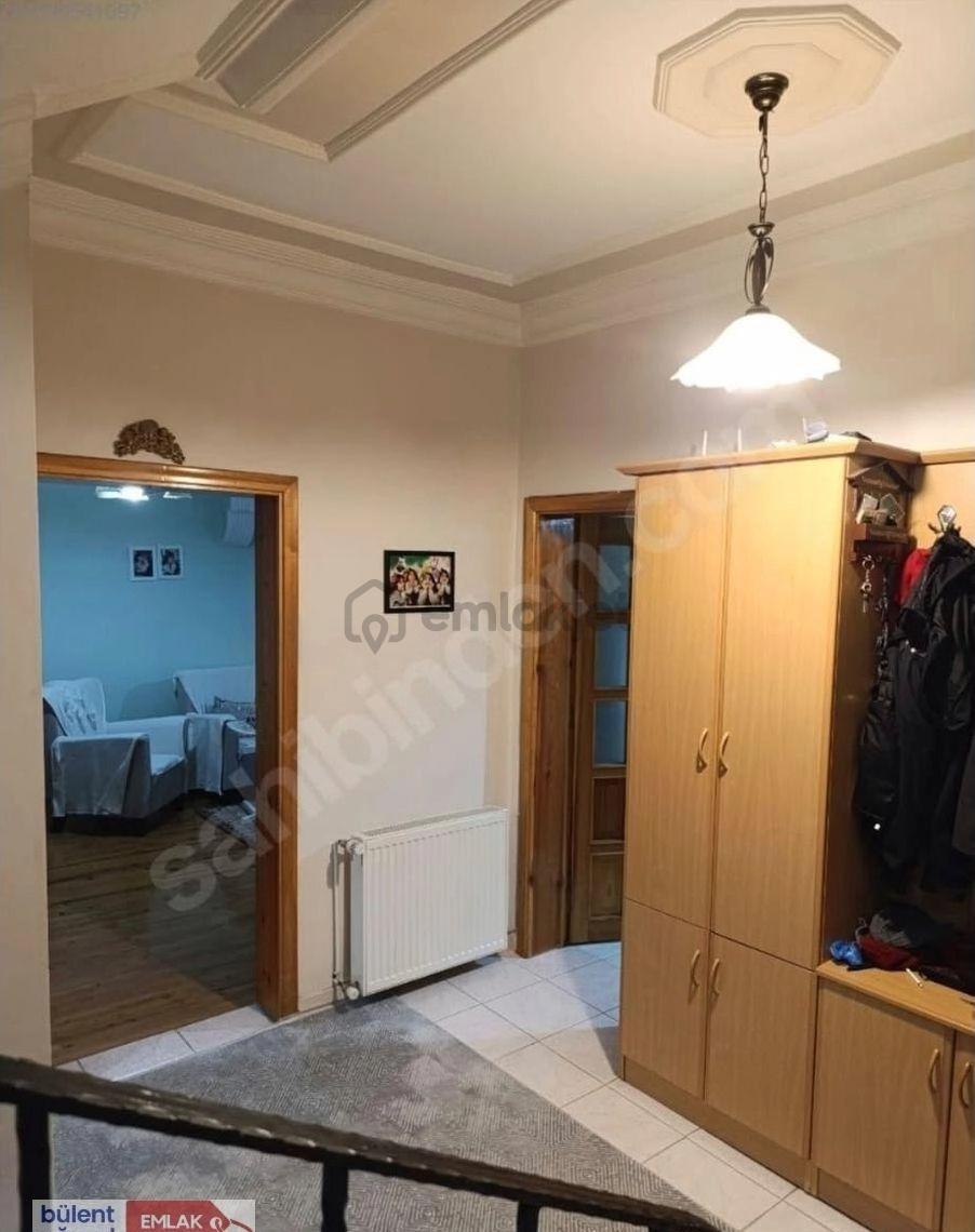 Avanosta 335 M² Alan İçerisinde 235 M² Brüt 195 M² Net Satılık - 29